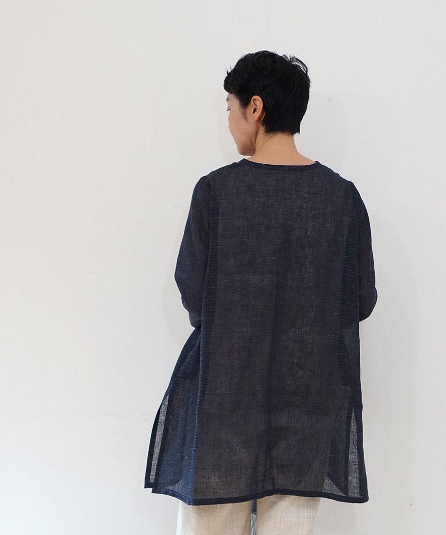 クミコ様SOIL タグ付き　リネンVネックブラウス ブラウス Vネック A line 麻タビー 紺 6110llnDB | MAKI TEXTIL