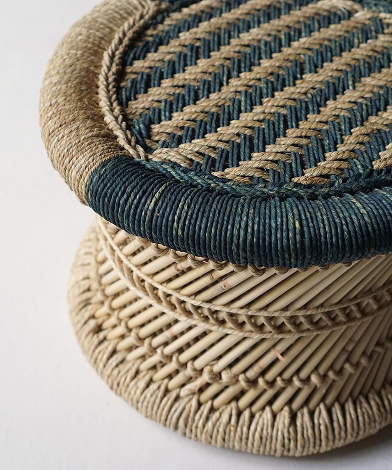 インドの葦スツール「ムラ」 インドの葦スツール「ムラ」05 | MAKI TEXTILE STUDIO online shop