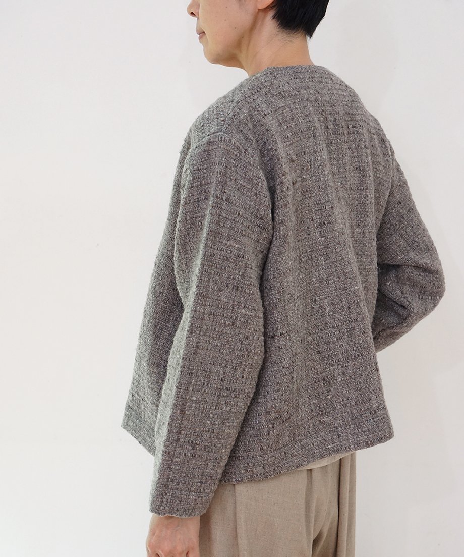 【真木テキスタイル】ジャケット ノーカラーshort カルパ グレー ジャケット ノーカラーshort カルパ グレー 6619KaG | MAKI TEXTILE