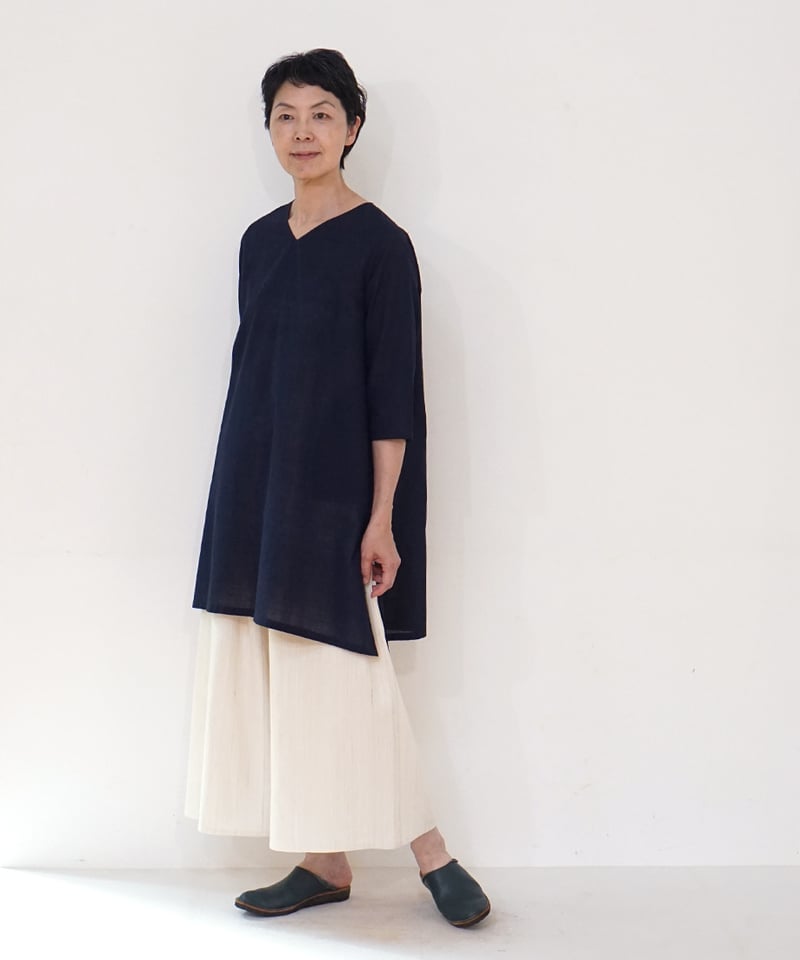 マンガラギリ ブラウス Vネック A line 紺 M6110DB | MAKI TEXTIL
