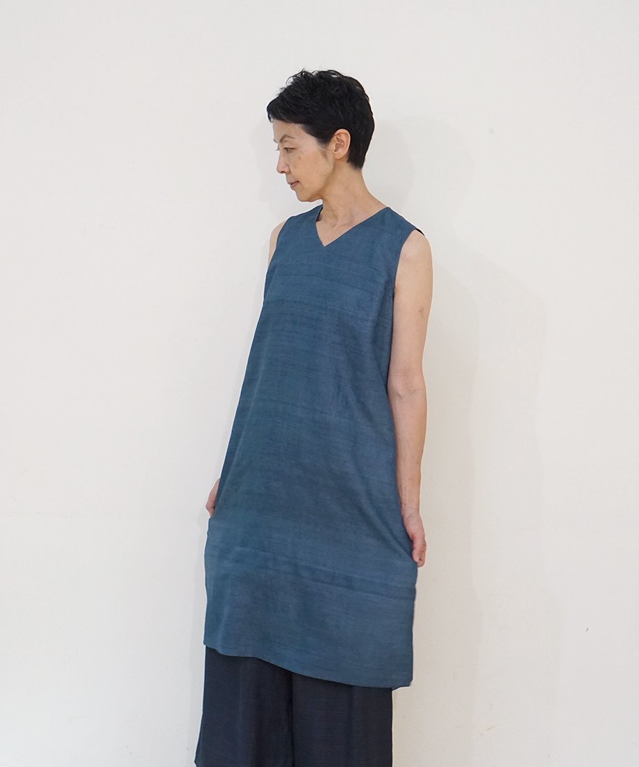 タンクトップ Vネックlong タッサーシルク 藍 6028tvI | MAKI TEXTIL
