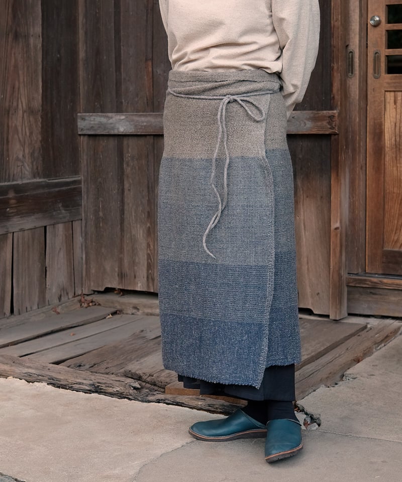 真木テキスタイル ヒマラヤウール 腰巻き - スカート