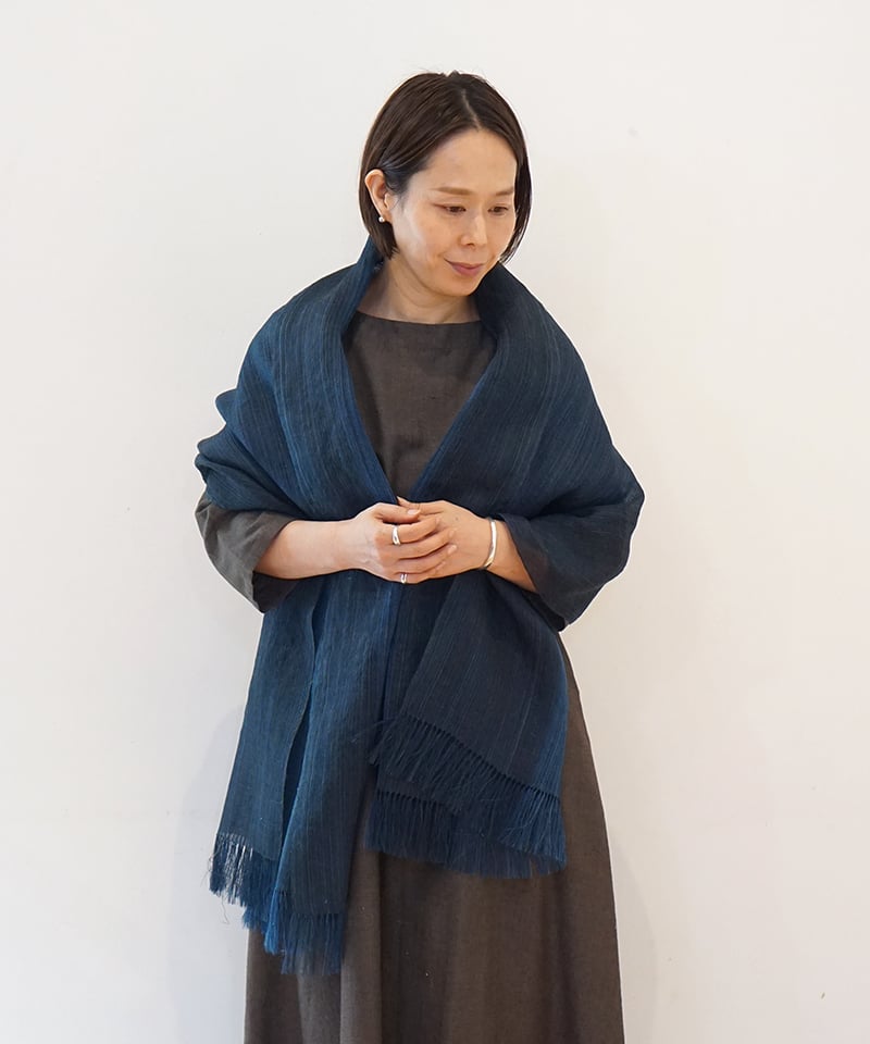 MAKI TEXTILE STUDIO 手織りストール ストール 綾太ストライプ 藍&藍鼠 1350DB | MAKI TEXTILE STUDIO