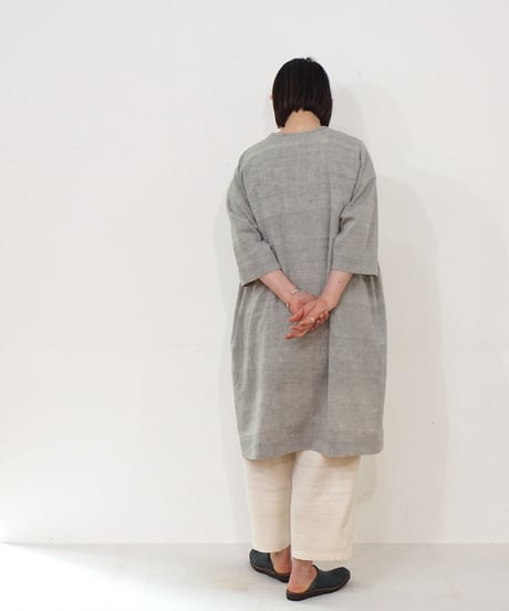カディ ブラウス サイドギャザーlong グレー K6133G