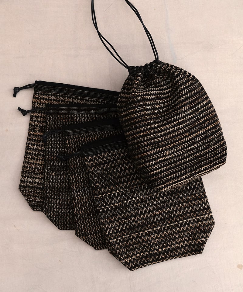 巾着 小布綴り long 黒 5柄 8008B | MAKI TEXTILE STUDIO