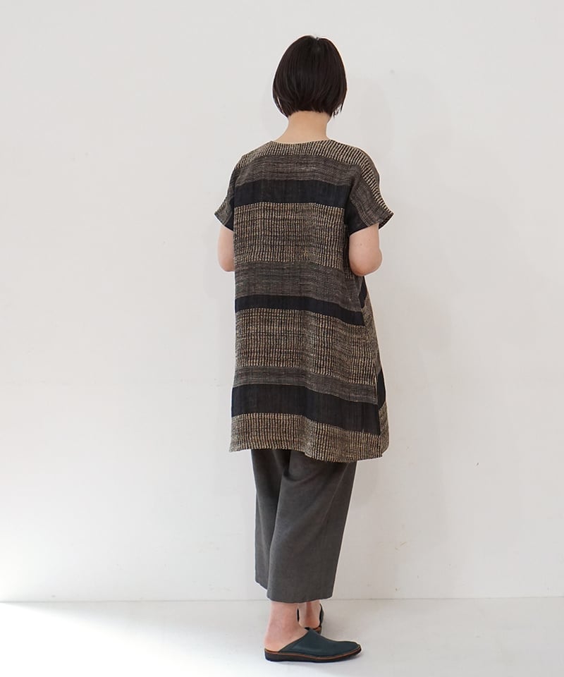 BiBi Vネック レディースメッシュパンプ ブラックサイズM BiBi V