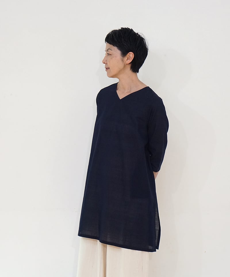 マンガラギリ ブラウス Vネック A line 紺 M6110DB | MAKI TEXTIL