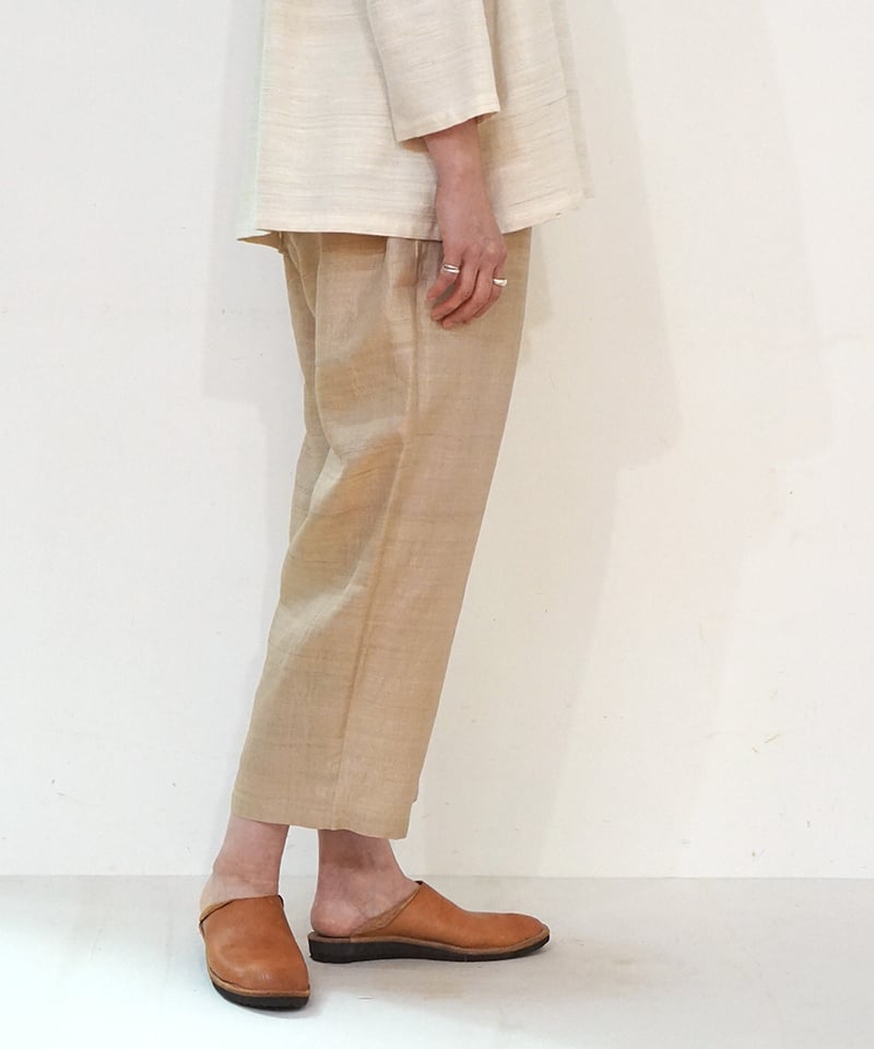 パンツ シンプルショート タッサーシルク 生成り 6860t | MAKI TEXTILE