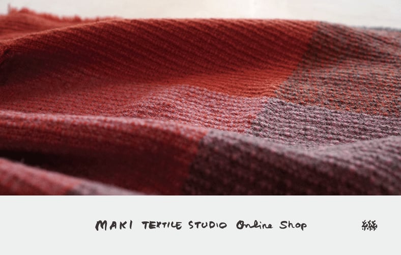 MAKI TEXTILE STUDIO 手織りストール CATEGORY すべて | MAKI TEXTILE STUDIO online shop