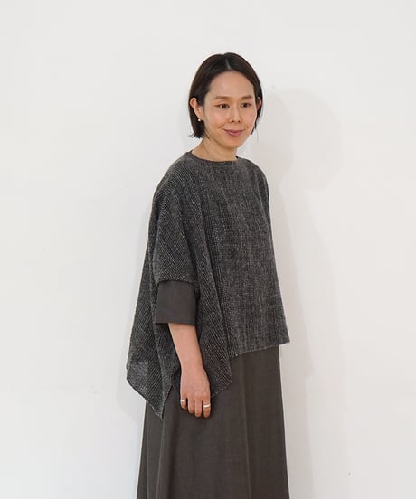 ポンチョ ベスト ふくふく グレー&黒 6547FC