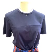 C+(シー)　プルオーバーカットソー（K 85210）