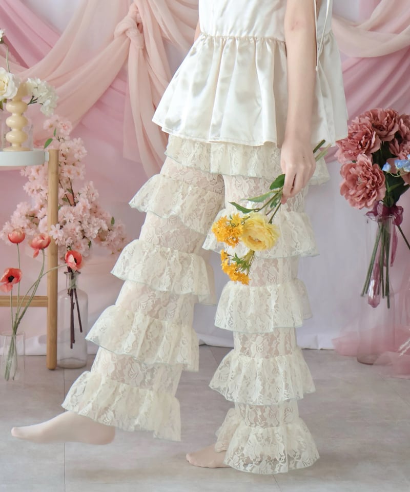 lace frill frill pants | Heroine mysélf