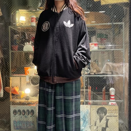 スタジャン | STORES