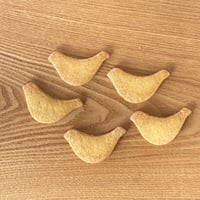 ことりビスケット ビート糖（小・５枚入り）−サクサク食感と優しい甘みがたまりません
