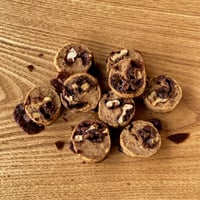 くるみと黒糖とシナモンクッキー（9個入り）−人気の自家製「くるみ黒糖」を アレンジしたリッチなクッキー