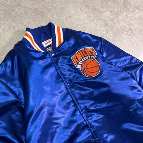 NBA ニューヨーク・ニックス Mitchell & Ness サテンジャケット