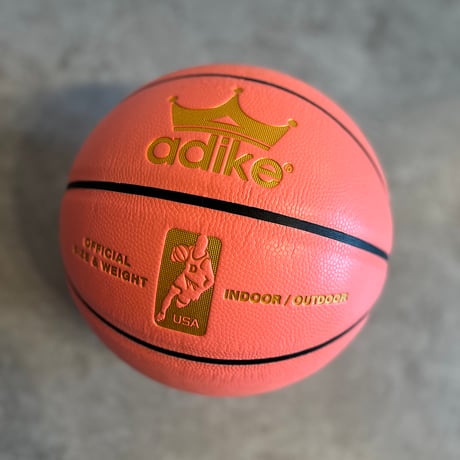 【snsで話題沸騰】暗闇で光るバスケットボール　glow in the dark　basketball