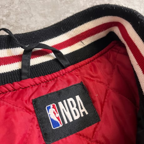 CHICAGO BULLS NO.8 ザック・ラヴィーン（Zach L