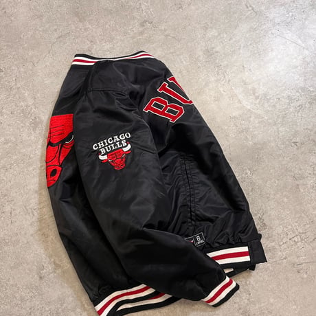 CHICAGO BULLS NO.8 ザック・ラヴィーン（Zach L
