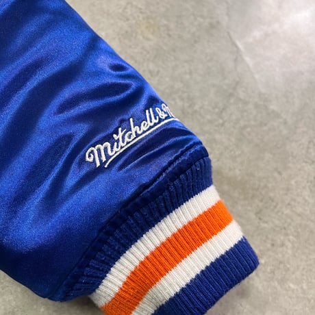 NBA ニューヨーク・ニックス Mitchell & Ness サテンジャケット