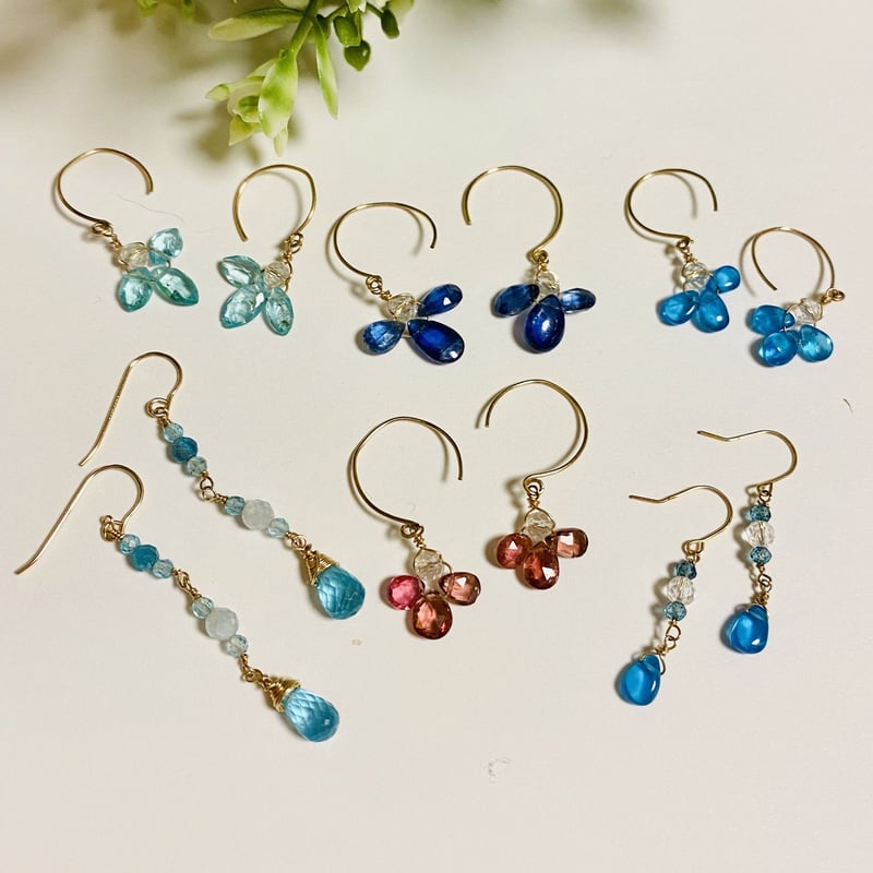 蝶デザイン ブルーアパタイトのピアス | art*craft