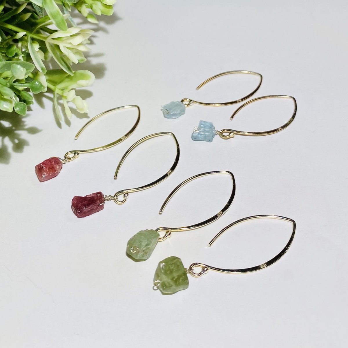 R✴︎H様 ミルキーアクアマリン マーキスフラワーカービングピアス R✴︎H様 ミルキーアクアマリン マーキスフラワーカービング