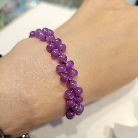 スタールビーのお花編み組紐ブレスレット