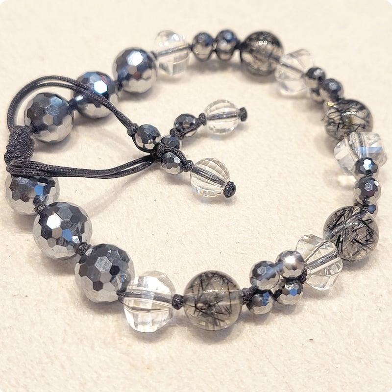 ブラックルチルクォーツとテラヘルツの組紐ブレスレット | 厳選