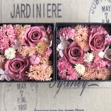 ココアベージュ45x 92フラワーピンク　フリンジ有り　トルコヴィンテージラグ ココアベージュ45x 92フラワーピンク フリンジ有り トルコ