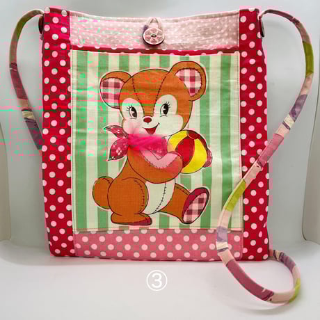 斜めかけバッグ Sling Bag