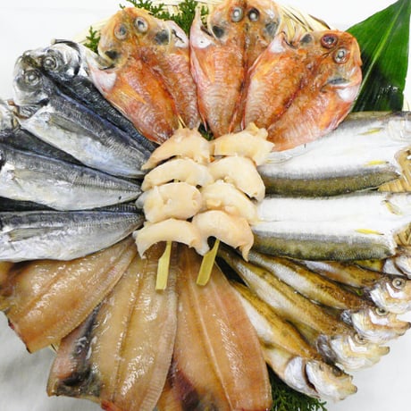 【田手商店】（鳥取県境港市）の極上干物セット（干物6種）