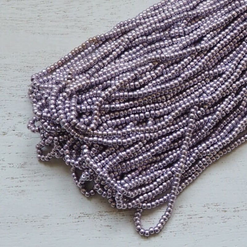 TOHOビーズ 丸小 糸通し 554 | ビーズショップコメット