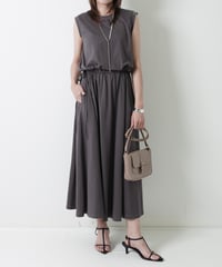 カットロングワンピース（3色展開）_12476035