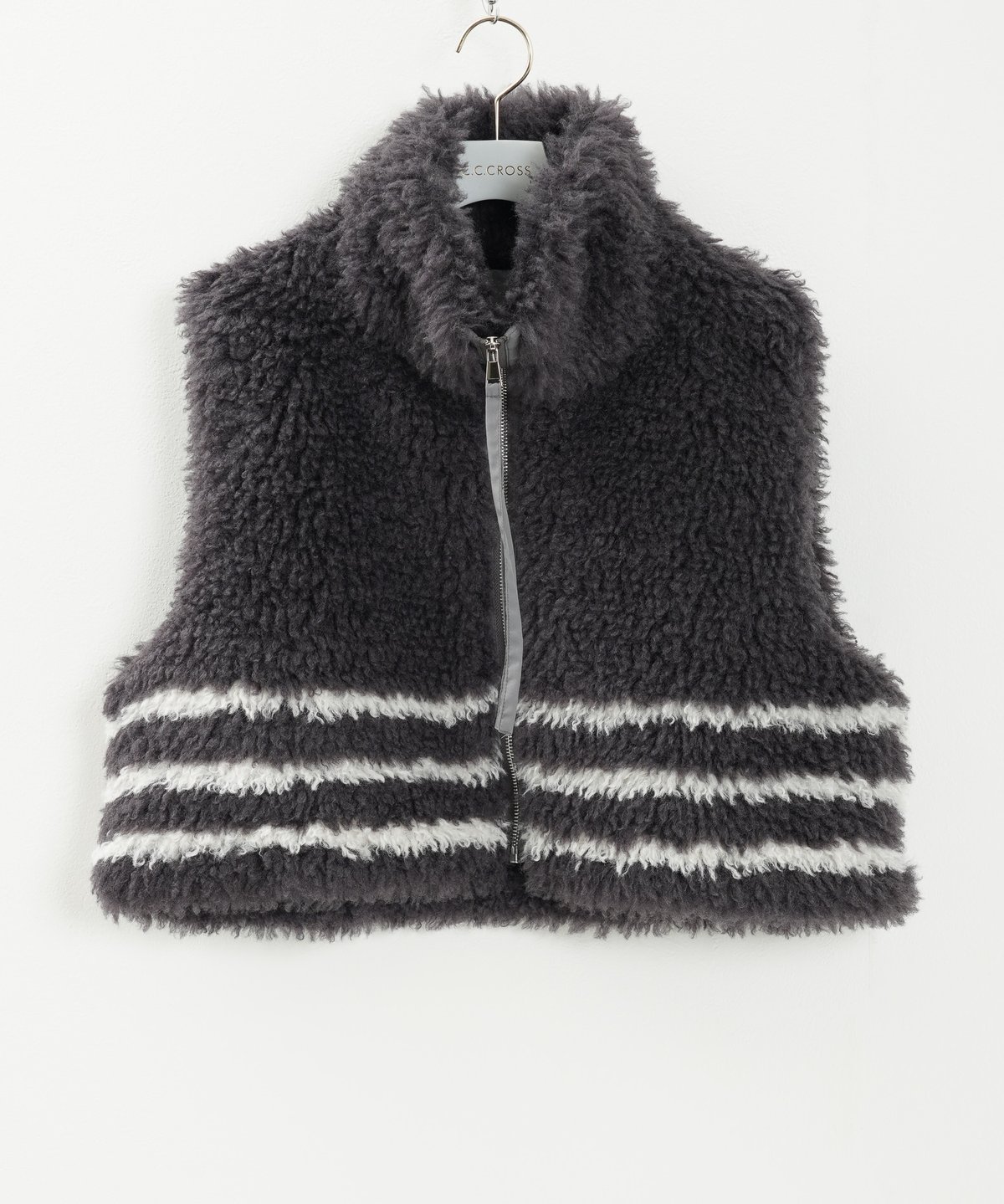 プードルファー2WAYショートベスト ホワイト 2WAYプードルファーショートベスト（4色展開）_16235284 | C.C.