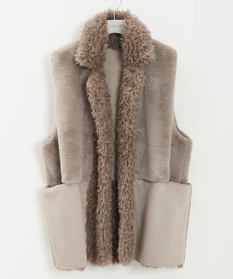 プードルファーリバーシブルジレ（3色展開）_16235262 | C.C.CROSS ONLINE