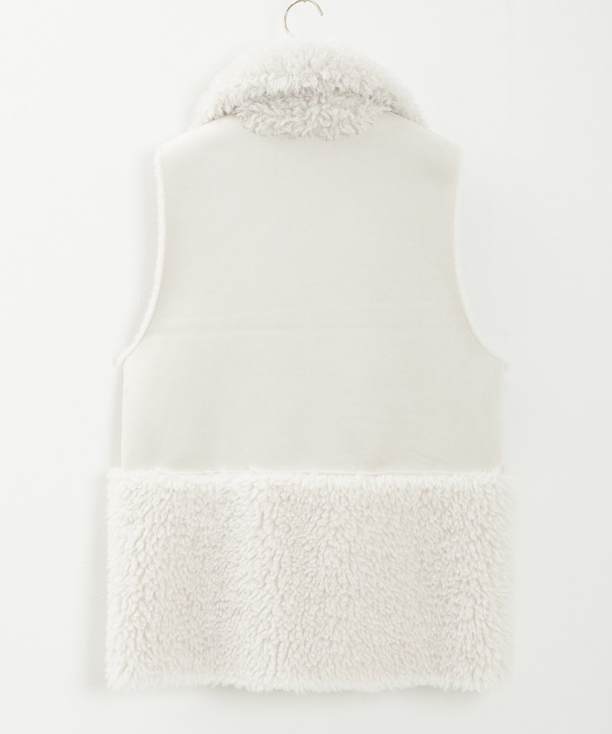 プードルファーリバーシブルジレ（3色展開）_16235262 | C.C.CROSS ONLINE