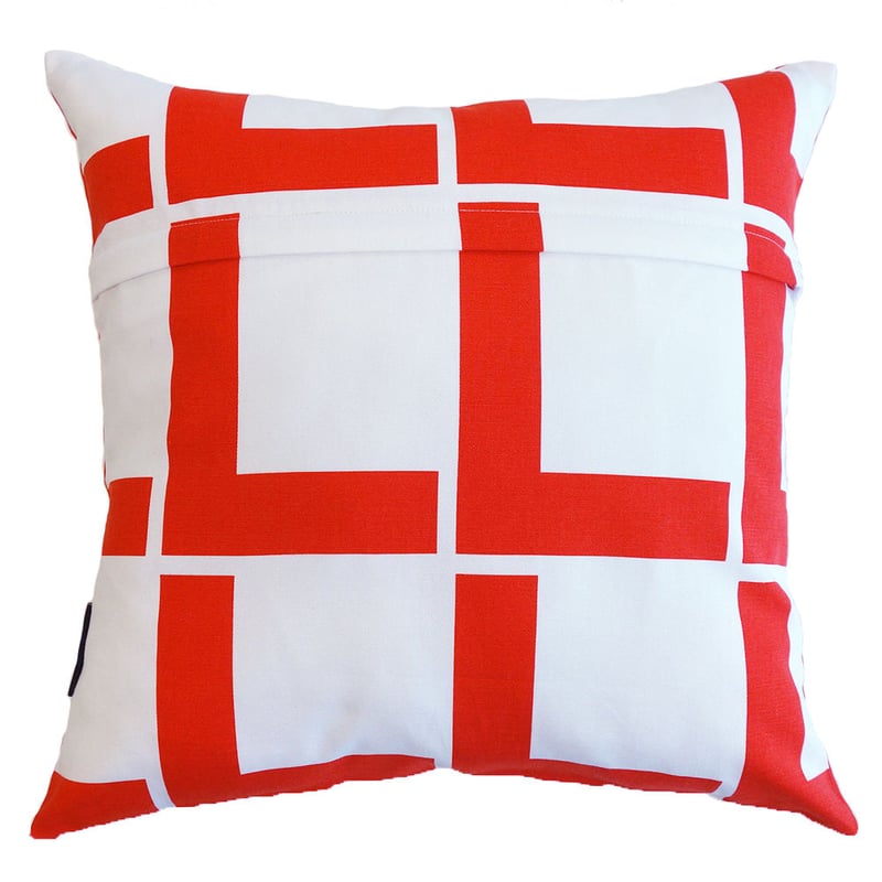 Linie Red クッションカバー (45cm x 45cm) | Nordiska Tyg