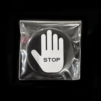 STOPマーク缶バッジ