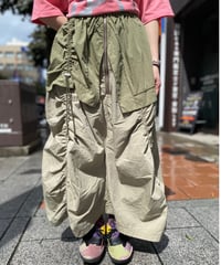アシンメトリーギャザースカート-カーキ-