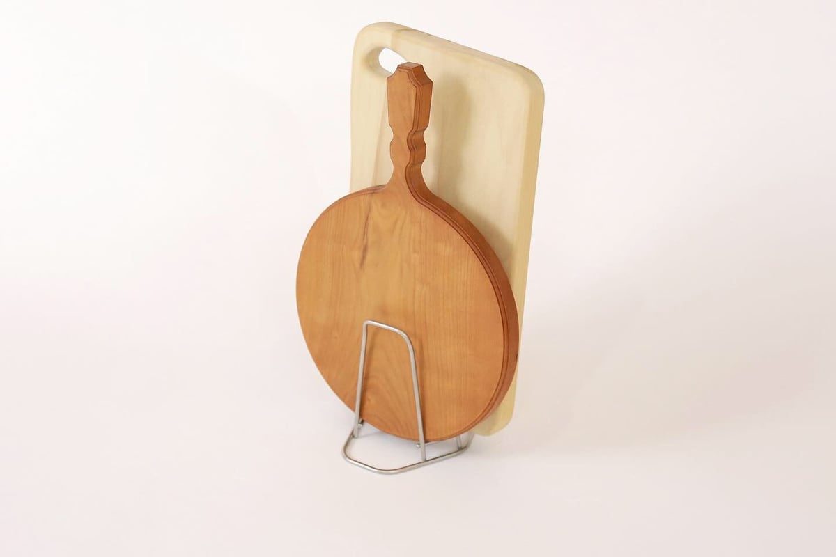 木製まな板スタンド 持ち手付き まな板スタンド：2枚用 | woodpecker