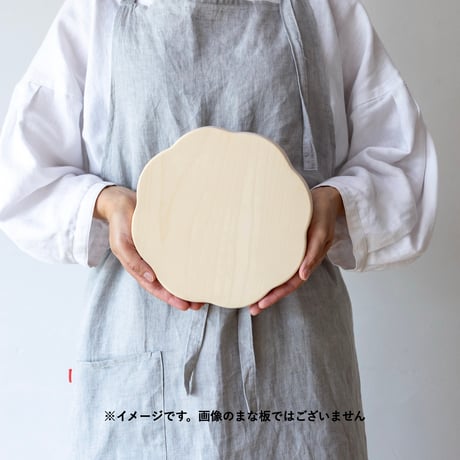 いちょうの木のまな板 花S　wp-01