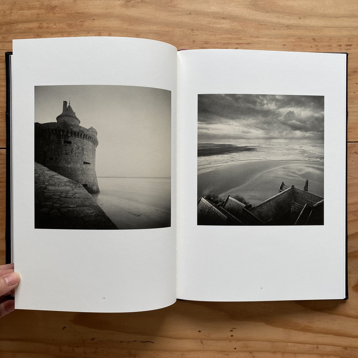 Mont St Michel |MICHAEL KENNA | bullock books