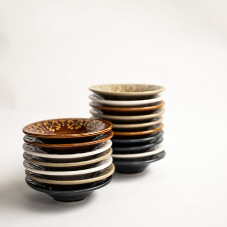 レリーフ 小皿 豆皿 　全4色 × 3種