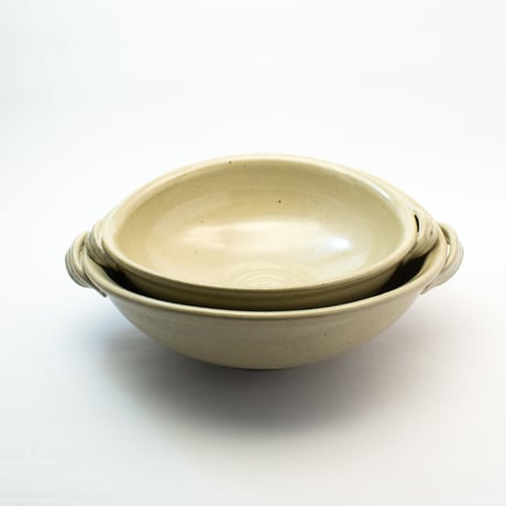 耳付きたわみ中鉢（盛り鉢） 　全2色