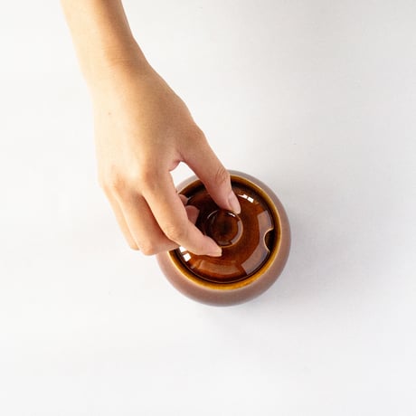 シュガーポット　大　茶　飴釉