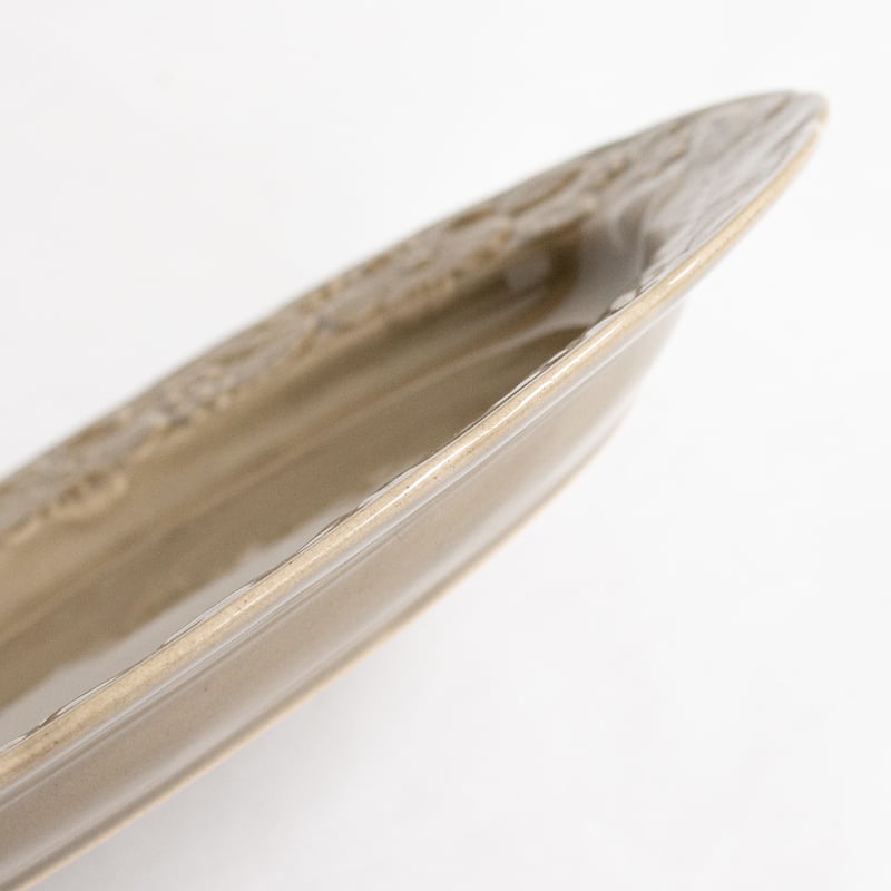 マーガレット柄 レリーフ プレート オーバル 全2色 | 光泉窯 -kosengama-