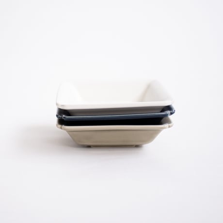 小皿　四角　全3色