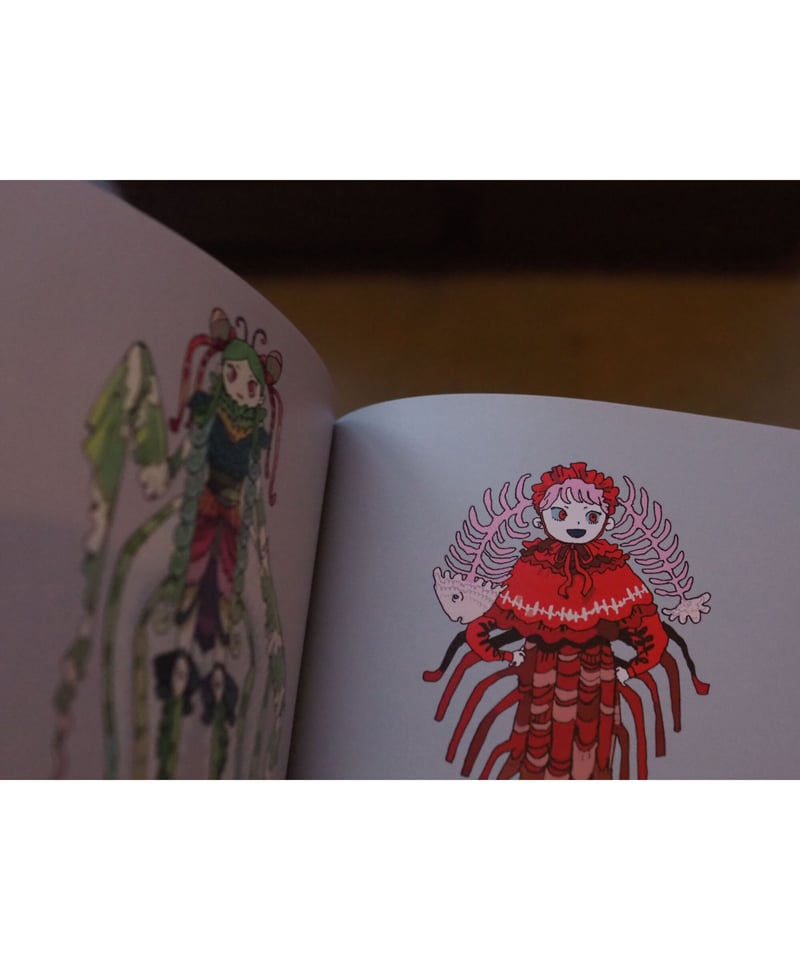 イケガミヨリユキ　PETALS　2016-2018 作品集 Amazon.com: Yoriyuki Ikegami Artworks / イケガミヨリユキ作品