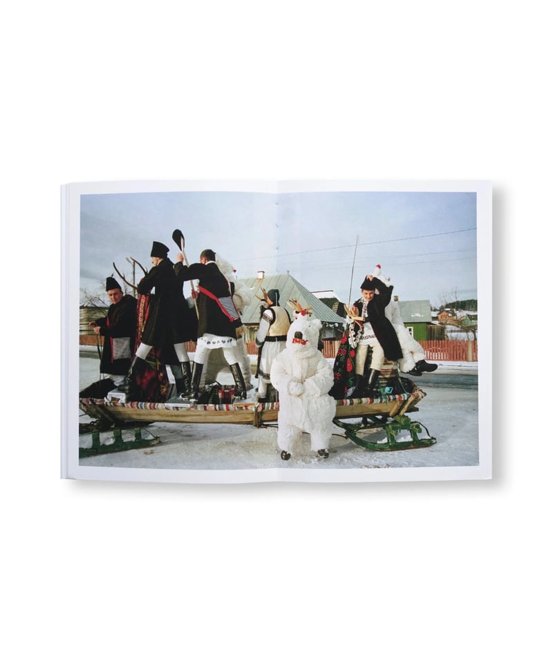 MALANKA｜Yelena Yemchuk | button