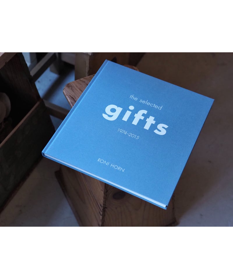 Aka Roni Horn 本　セット Aka Roni Horn 本 セット AKA by Roni Horn – twelvebooks